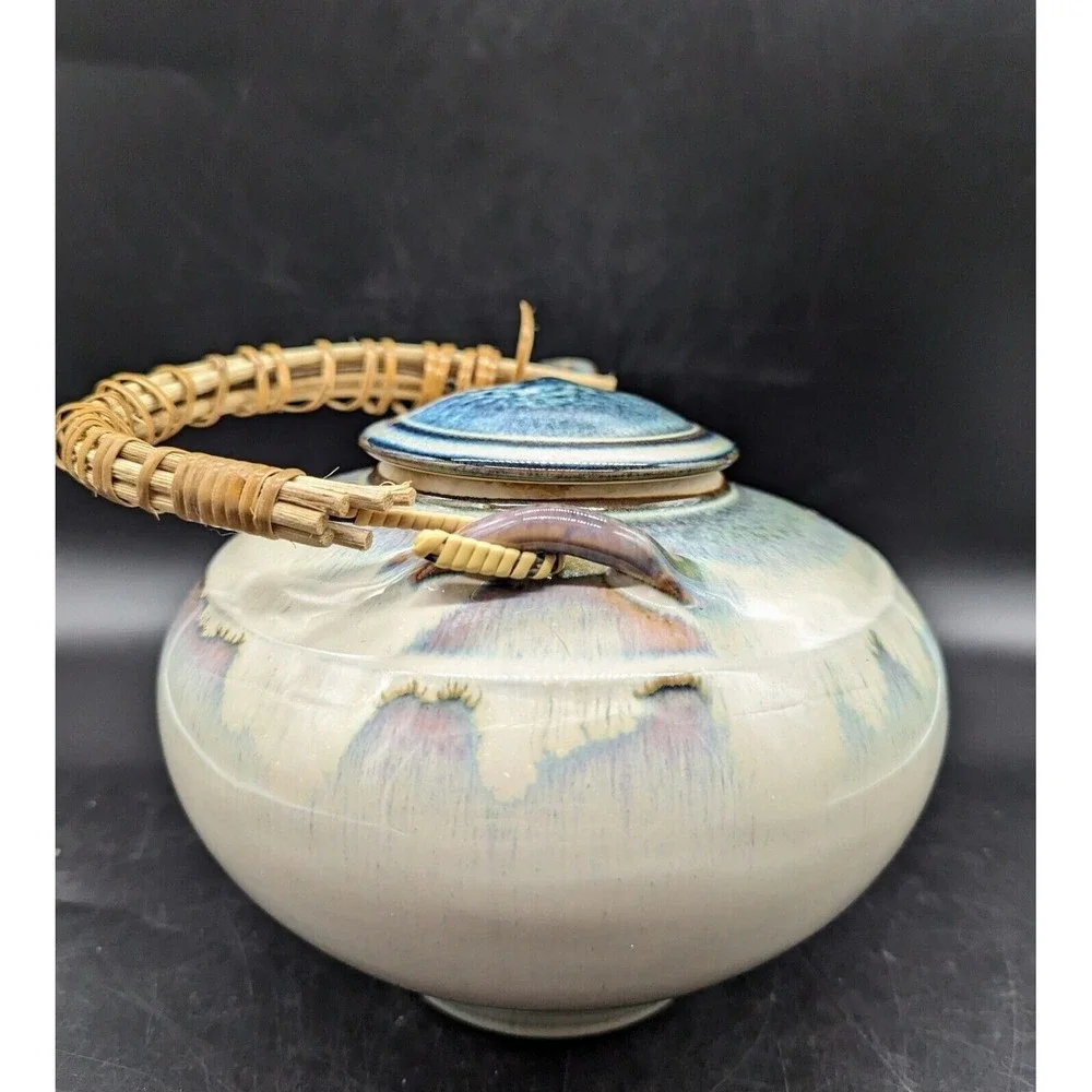 Bill Campbell Art Pottery Tea Pot Bamboo Handle 6‎ cup Blues Beige Unsigned